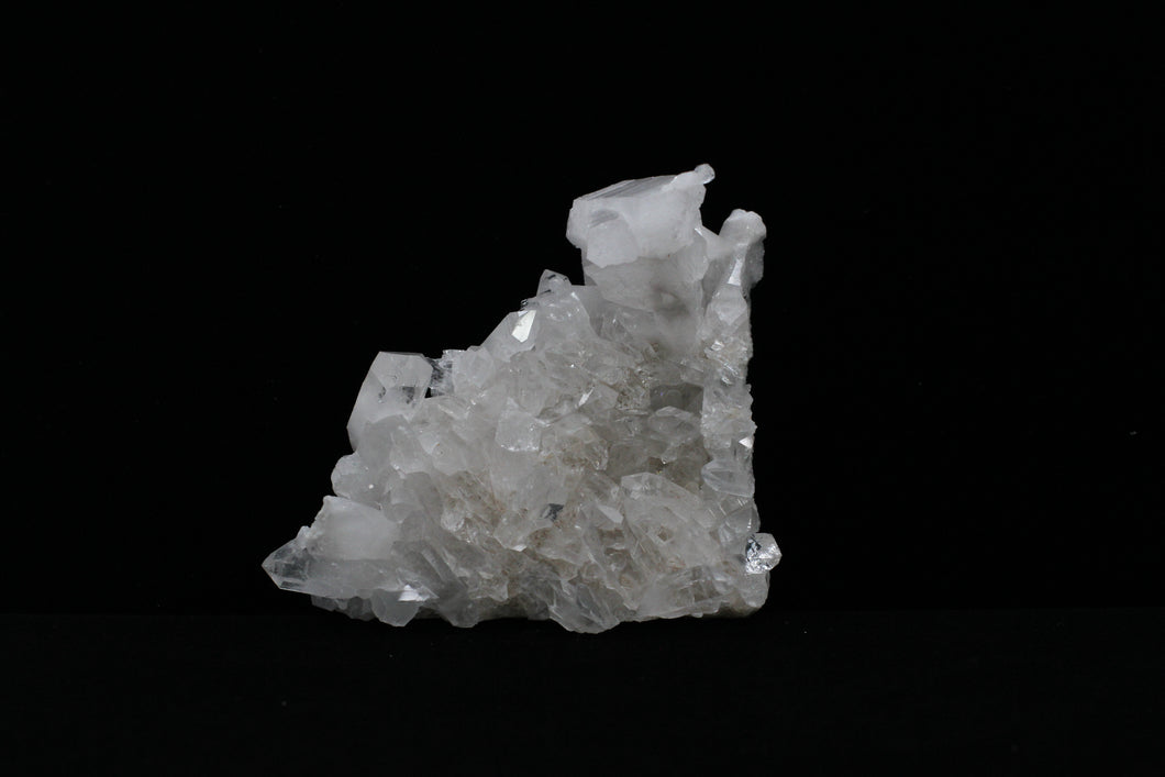 Quartz Crystal Cluster (Mini) 8cm x 7cm x 4.2cm - SN AM000102
